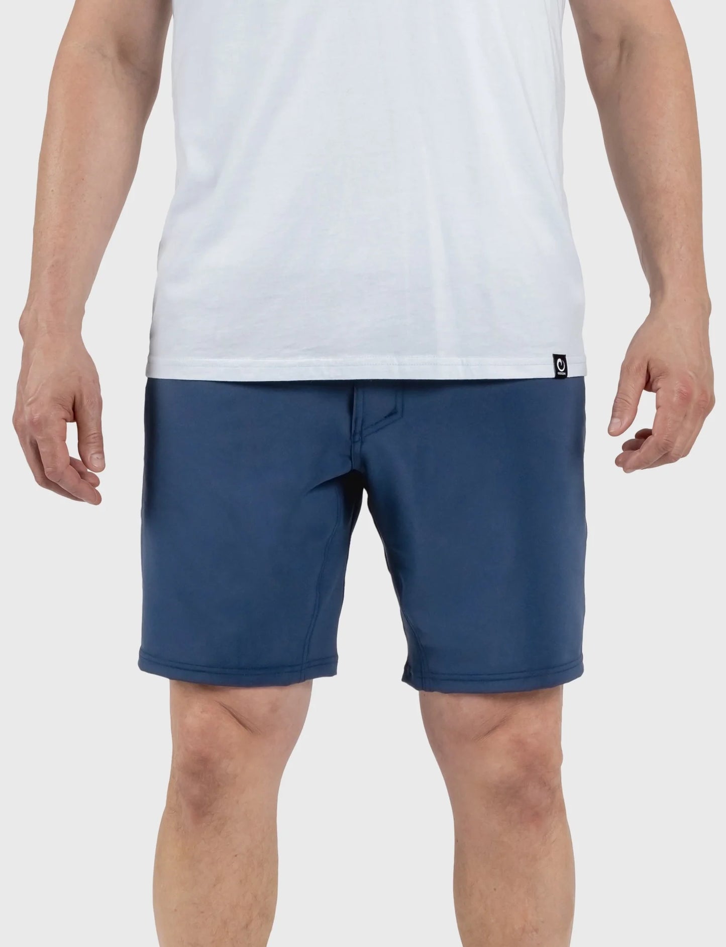 VRSA LITE STRETCH PERFORMANCE SHORT 9" - RETIRED STYLE