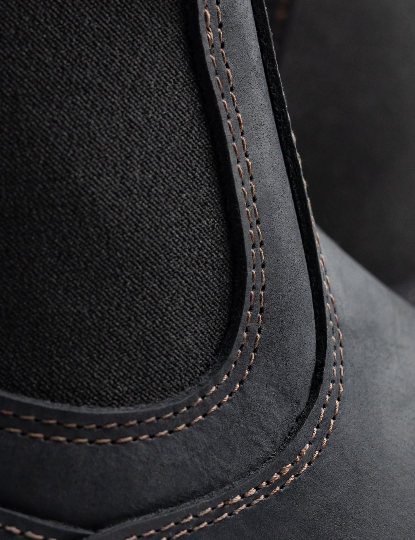 IRONSIDE CHELSEA STEEL TOE BOOT BIG LUG SOLE